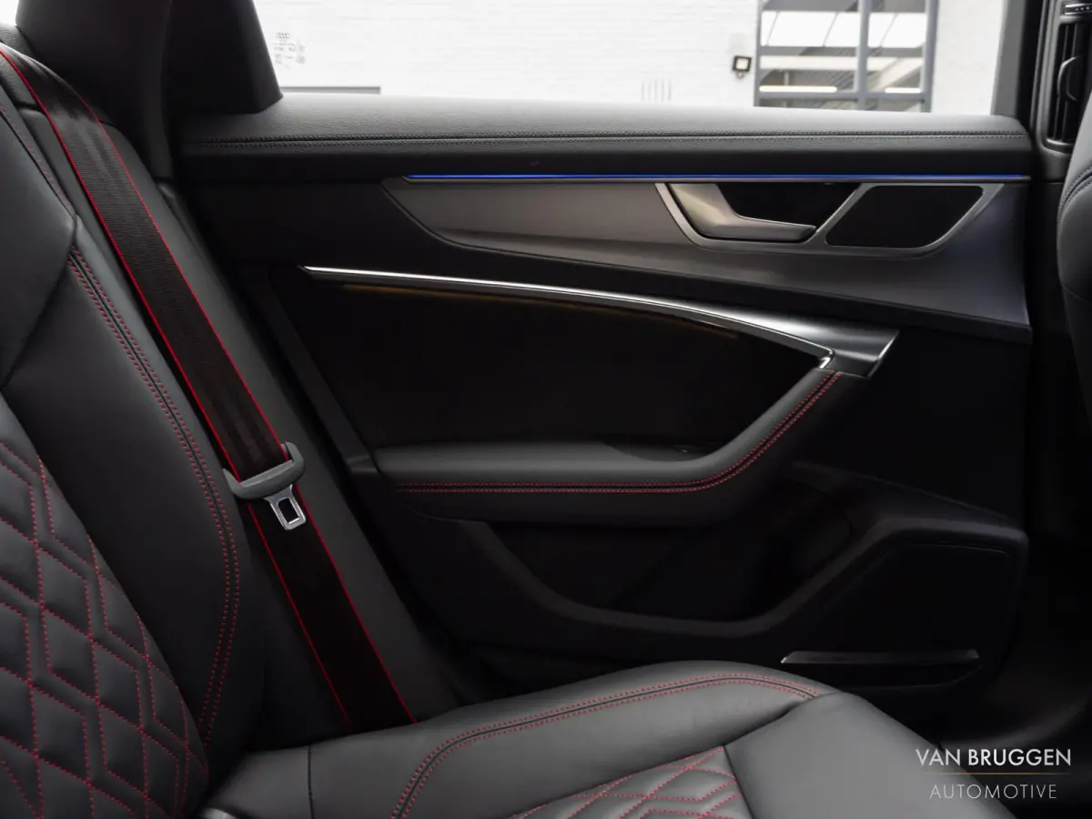 55 TFSI e quattro S-Line Pano RS-Stoelen 21" BTW 360 B&O