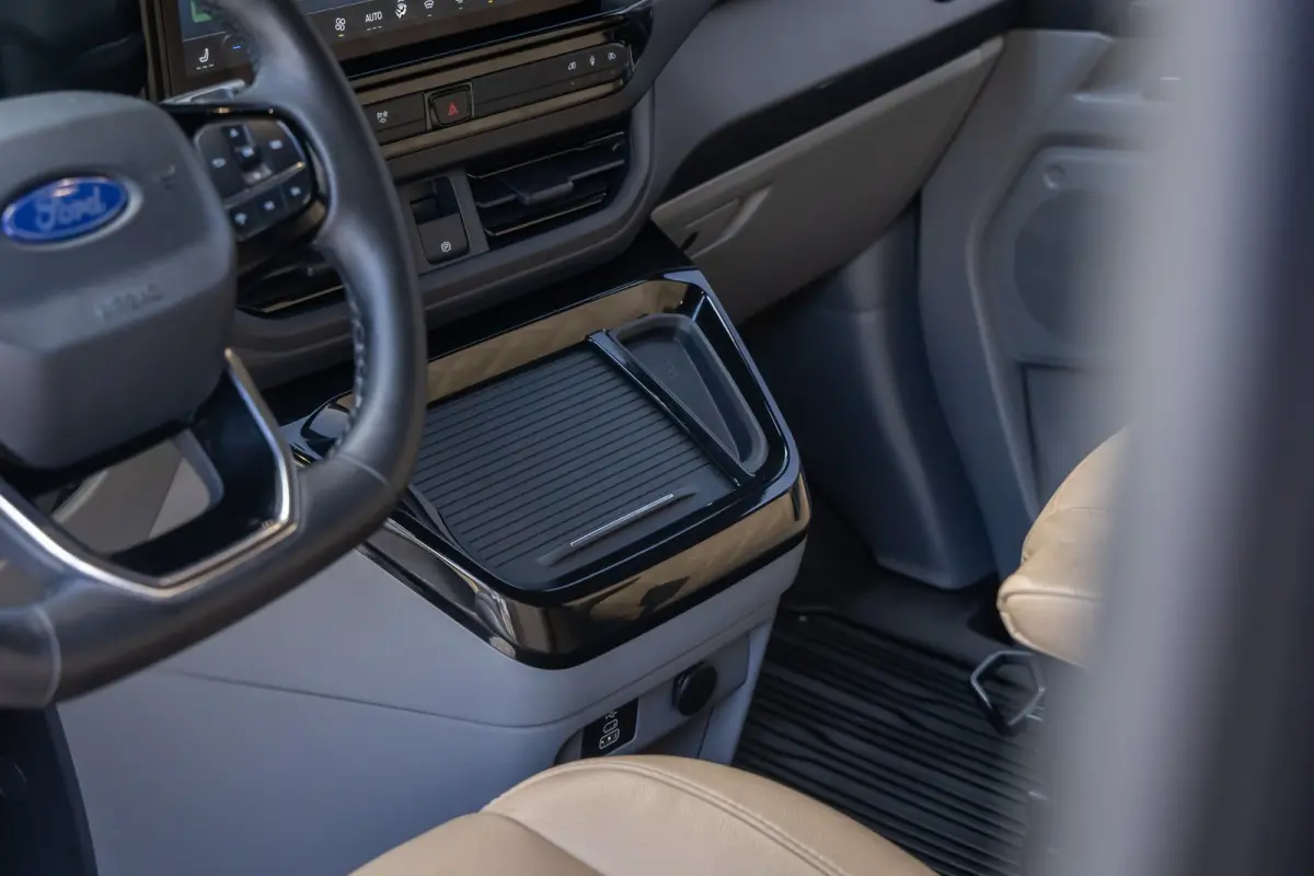 AWD | Dubbel Cabine | zwarte hemelbekleding | bruin leder | 19'' velgen | zeer compleet |