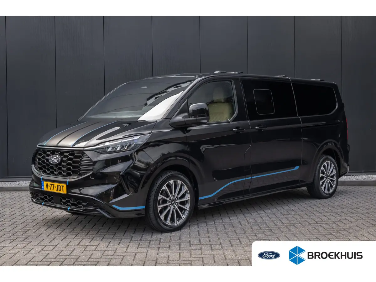 AWD | Dubbel Cabine | zwarte hemelbekleding | bruin leder | 19'' velgen | zeer compleet |