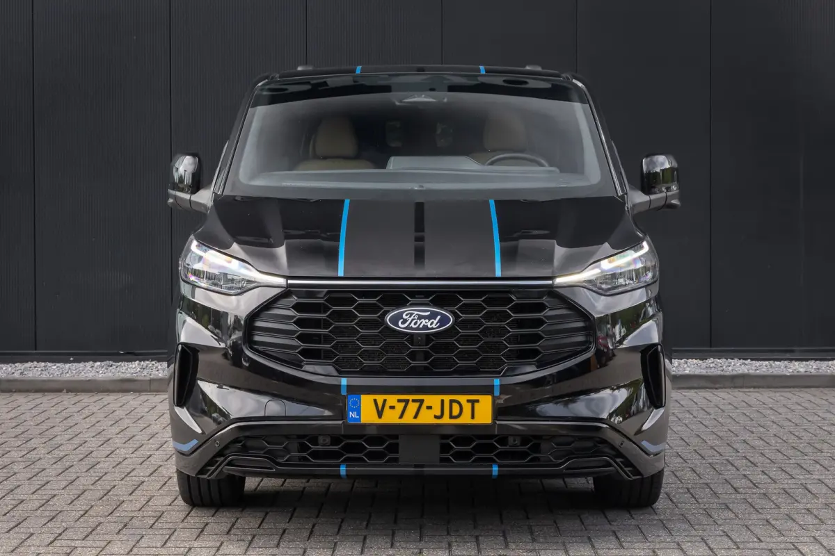 AWD | Dubbel Cabine | zwarte hemelbekleding | bruin leder | 19'' velgen | zeer compleet |