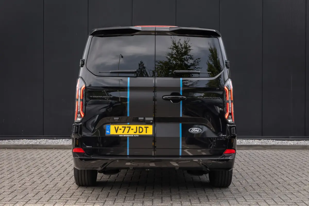 AWD | Dubbel Cabine | zwarte hemelbekleding | bruin leder | 19'' velgen | zeer compleet |