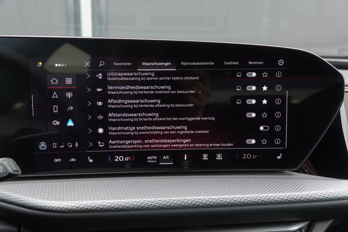 e-hybrid | Quattro | S-Line | MMI Bijrijdersdisplay | Tech Plus | 360° Camera | Trekhaak | 22''