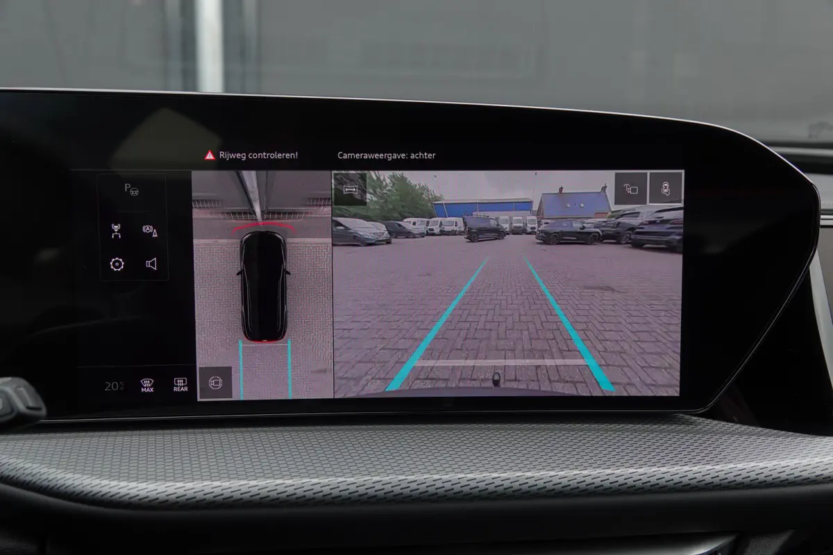 e-hybrid | Quattro | S-Line | MMI Bijrijdersdisplay | Tech Plus | 360° Camera | Trekhaak | 22''
