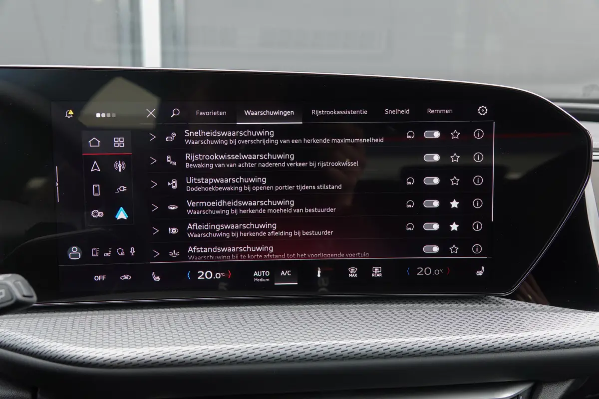 e-hybrid | Quattro | S-Line | MMI Bijrijdersdisplay | Tech Plus | 360° Camera | Trekhaak | 22''