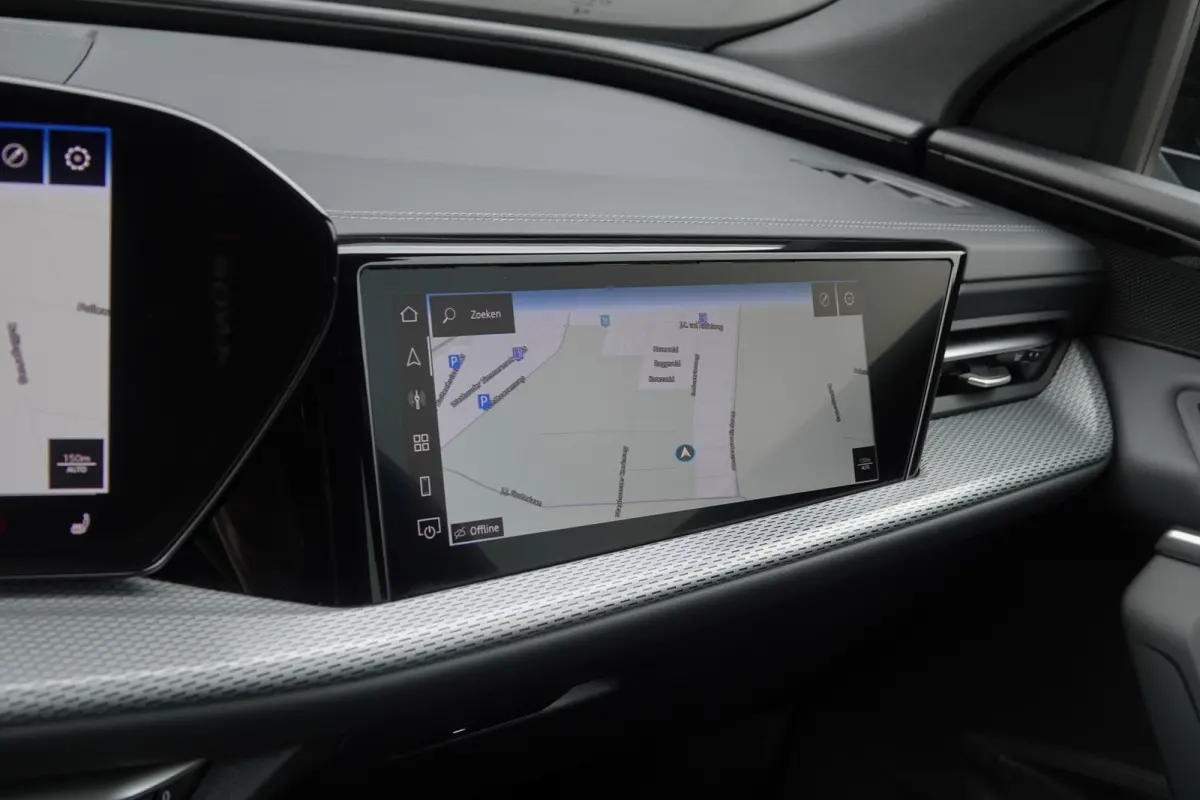 e-hybrid | Quattro | S-Line | MMI Bijrijdersdisplay | Tech Plus | 360° Camera | Trekhaak | 22''