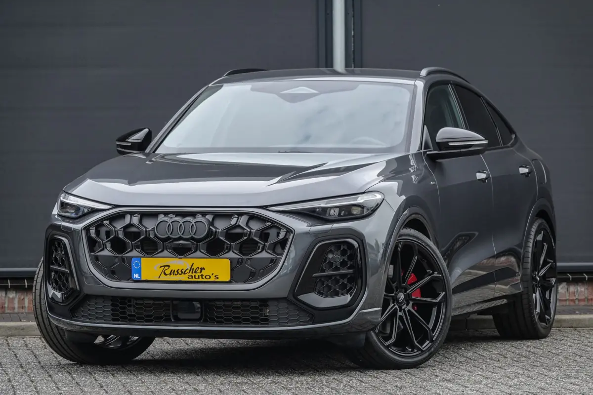 e-hybrid | Quattro | S-Line | MMI Bijrijdersdisplay | Tech Plus | 360° Camera | Trekhaak | 22''