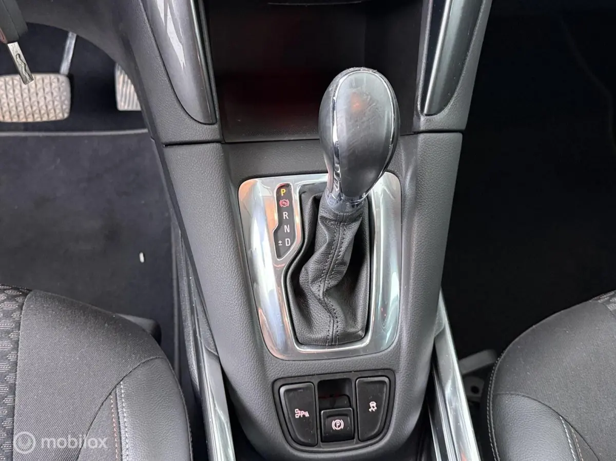 Tourer 1.4 Innovation 7p Automaat