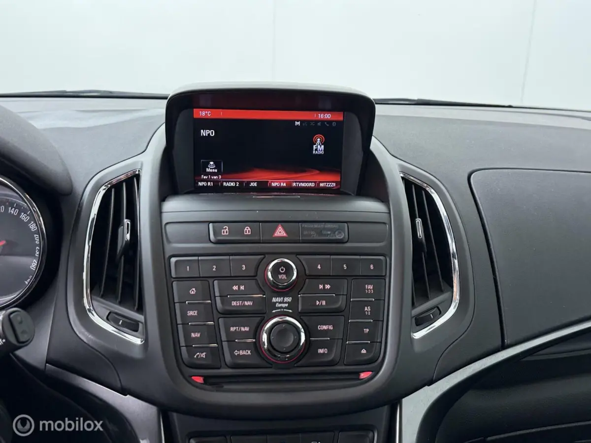 Tourer 1.4 Innovation 7p Automaat