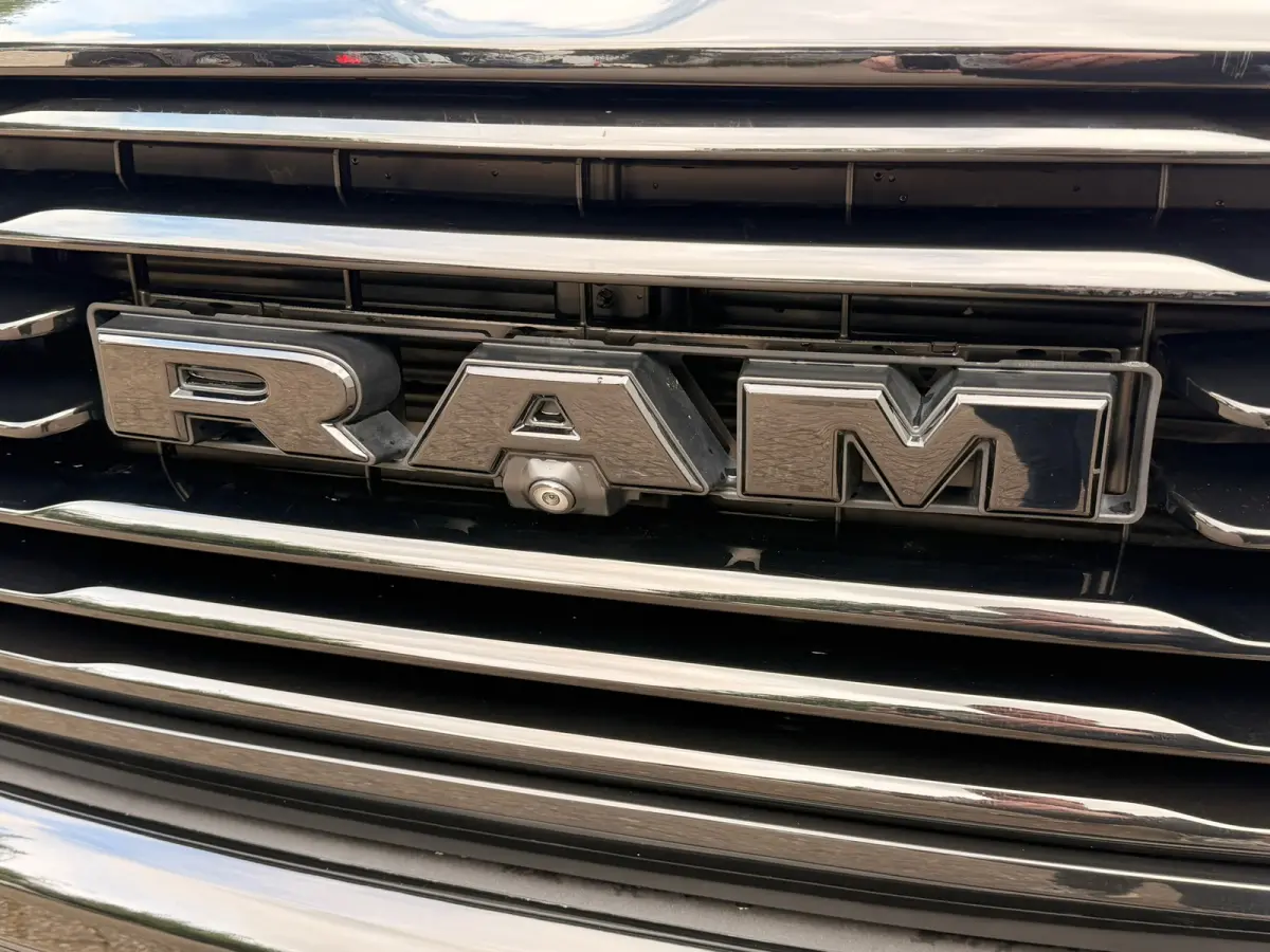 1500 5.7 V8 4x4 Crew Cab Limited , ALLE OPTIES , HEAD UP , LUCHTVERING , RAMBOX ,