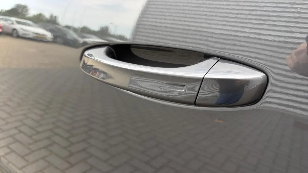 GT | Adaptieve cruise control met Stop&Go functie | LED 3D-achterlichten | Pack Safety Plus