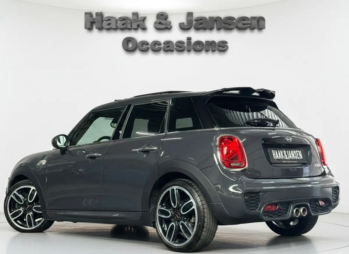 Mini 2.0 S JCW 192PK Pano Automaat Leder Led