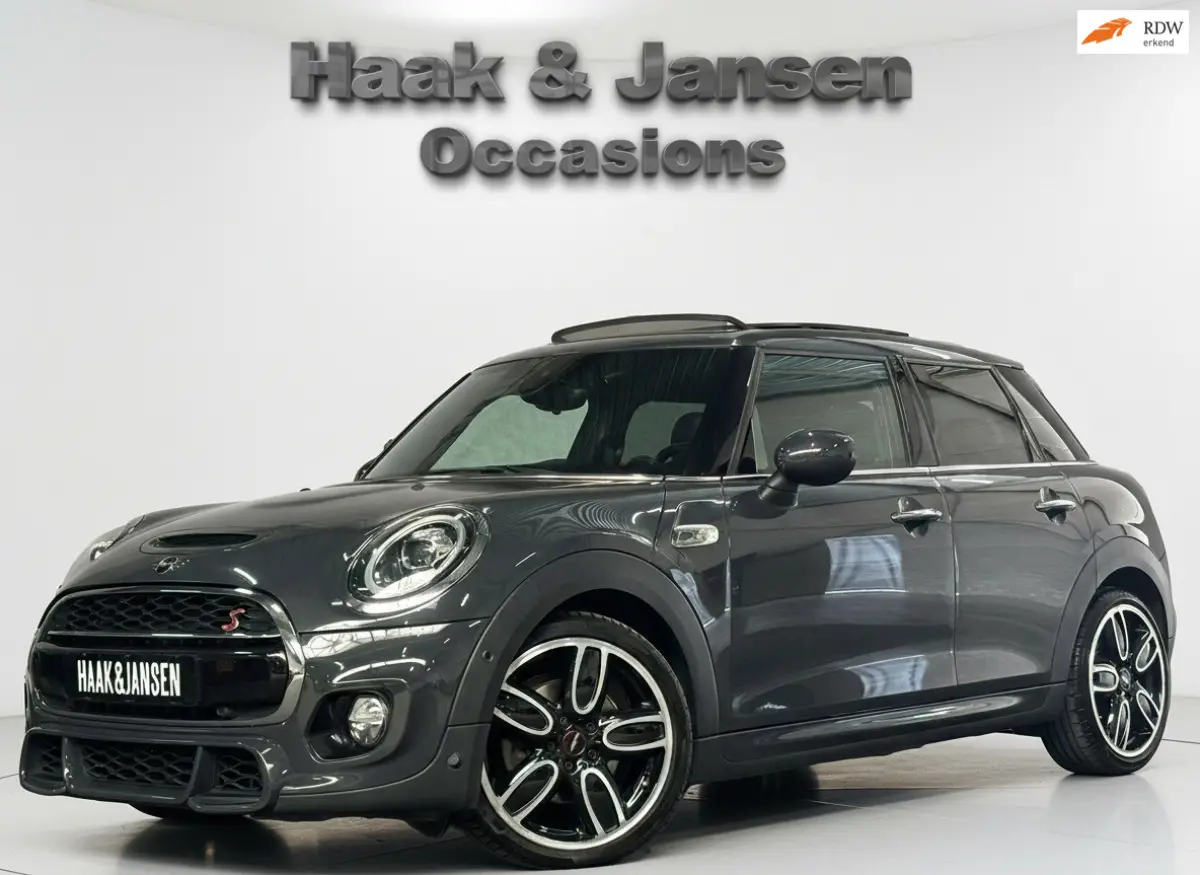 Mini 2.0 S JCW 192PK Pano Automaat Leder Led