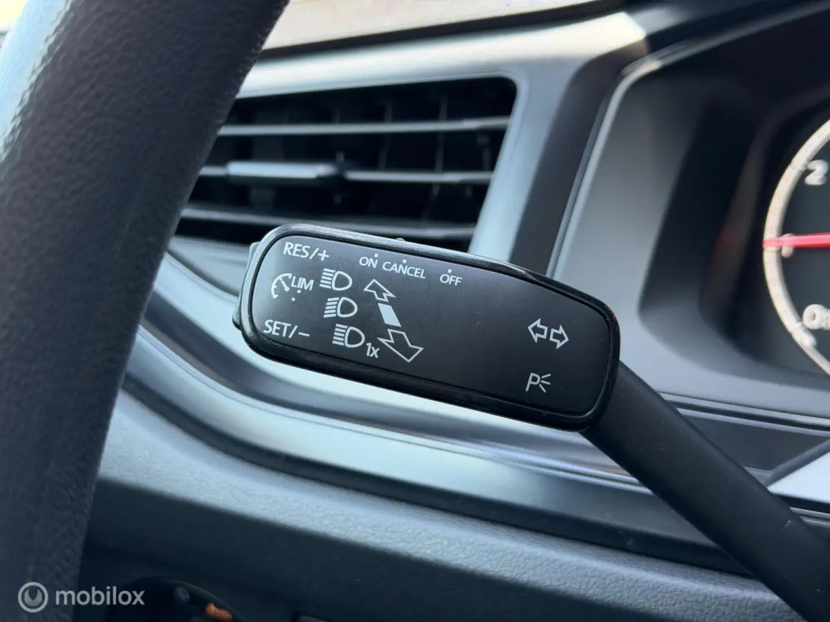 1.0MPI Edition | Airco | Cruise | LED | Mmedia + BT