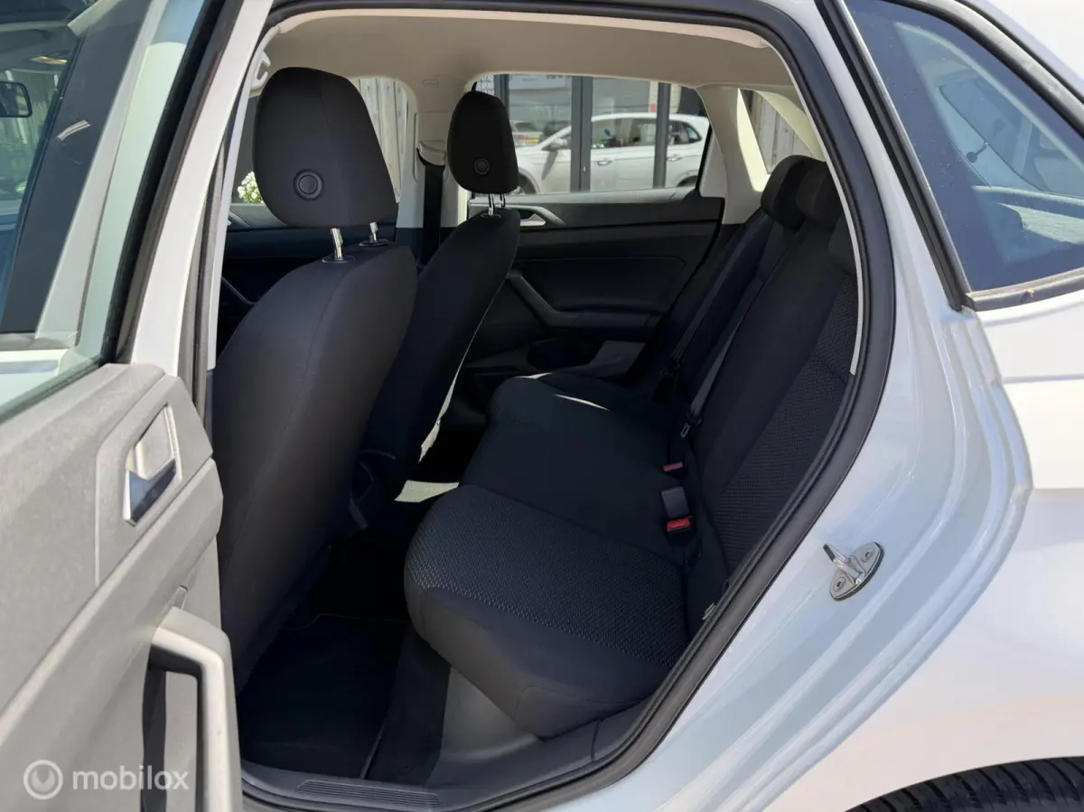1.0MPI Edition | Airco | Cruise | LED | Mmedia + BT