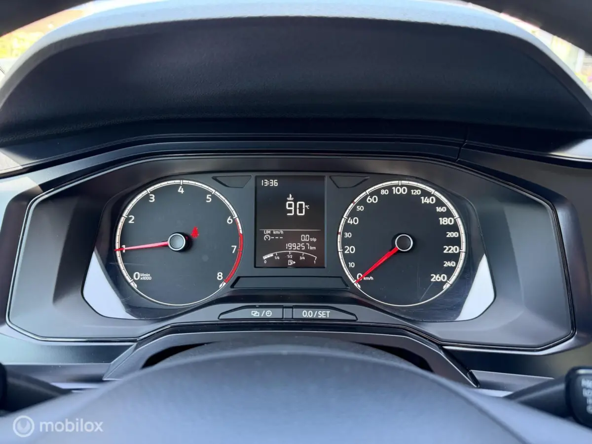 1.0MPI Edition | Airco | Cruise | LED | Mmedia + BT