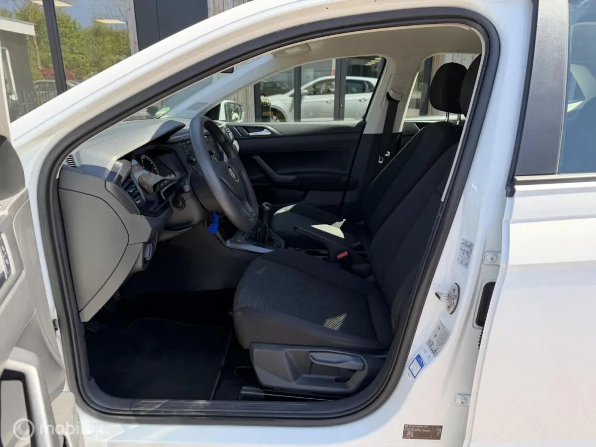 1.0MPI Edition | Airco | Cruise | LED | Mmedia + BT