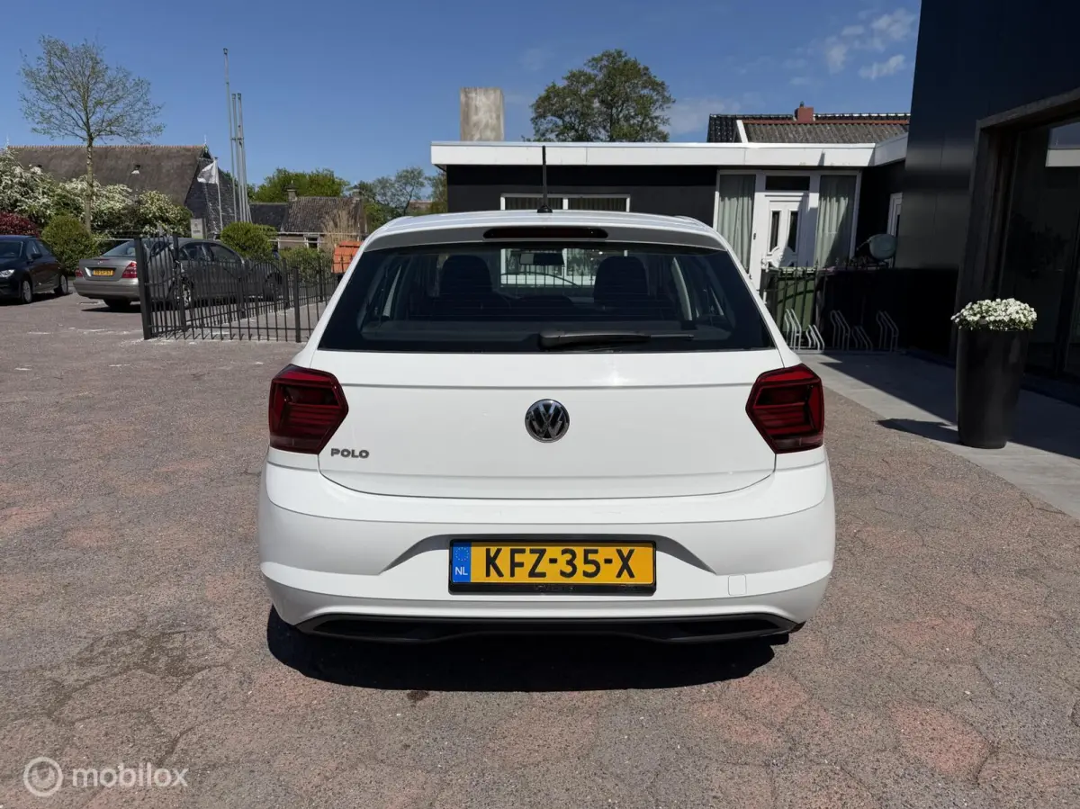 1.0MPI Edition | Airco | Cruise | LED | Mmedia + BT