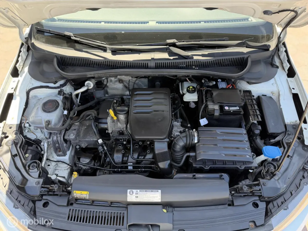 1.0MPI Edition | Airco | Cruise | LED | Mmedia + BT