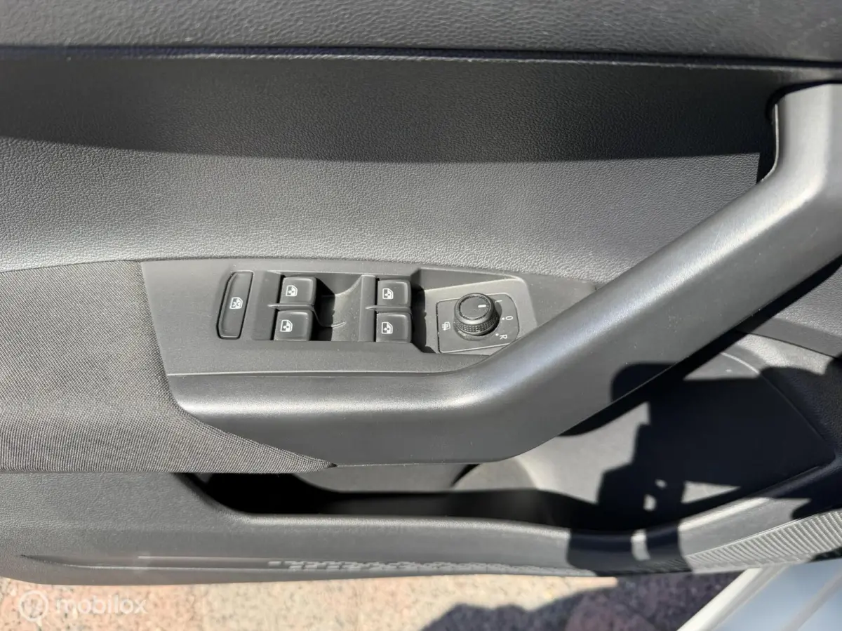 1.0MPI Edition | Airco | Cruise | LED | Mmedia + BT