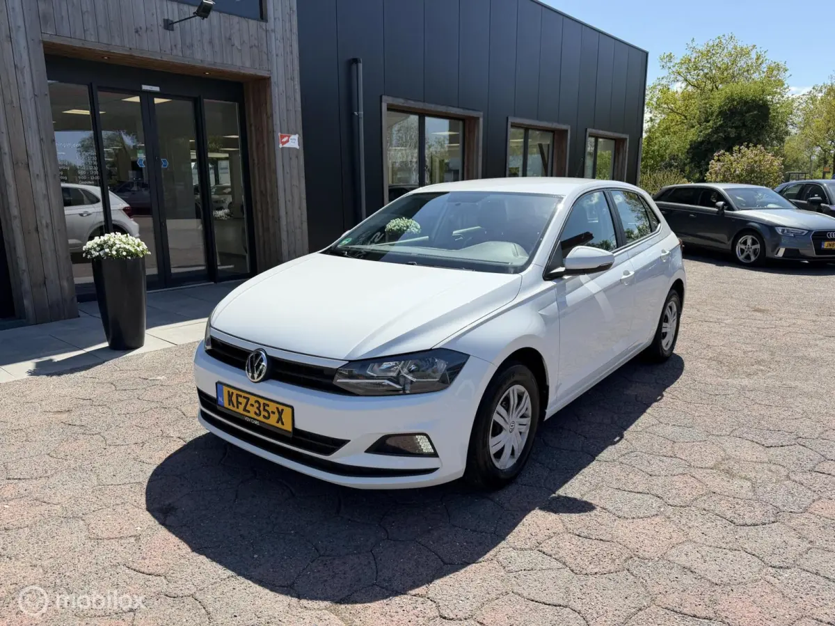 1.0MPI Edition | Airco | Cruise | LED | Mmedia + BT