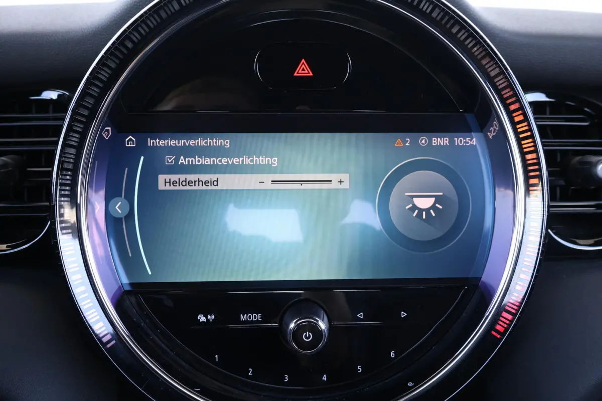 2.0 S John Cooper Works Comfort Access / Cruise Control / Navigatie / Stoelverwarming