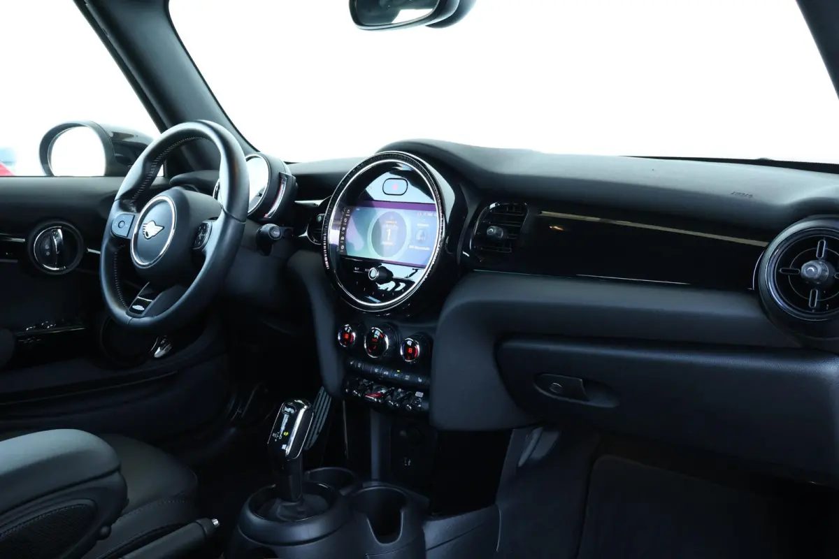 2.0 S John Cooper Works Comfort Access / Cruise Control / Navigatie / Stoelverwarming