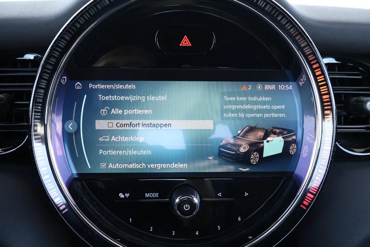 2.0 S John Cooper Works Comfort Access / Cruise Control / Navigatie / Stoelverwarming