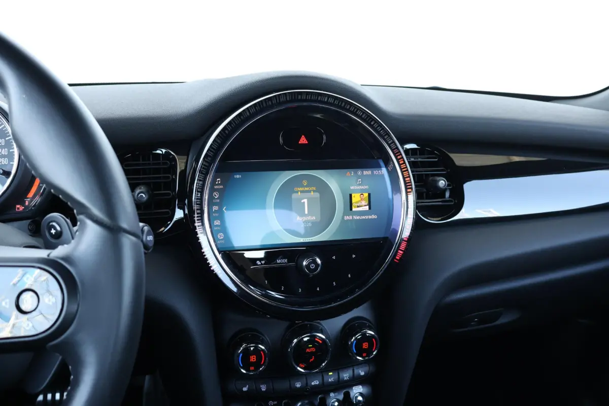2.0 S John Cooper Works Comfort Access / Cruise Control / Navigatie / Stoelverwarming