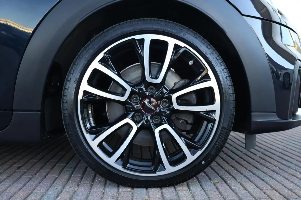 2.0 S John Cooper Works Comfort Access / Cruise Control / Navigatie / Stoelverwarming