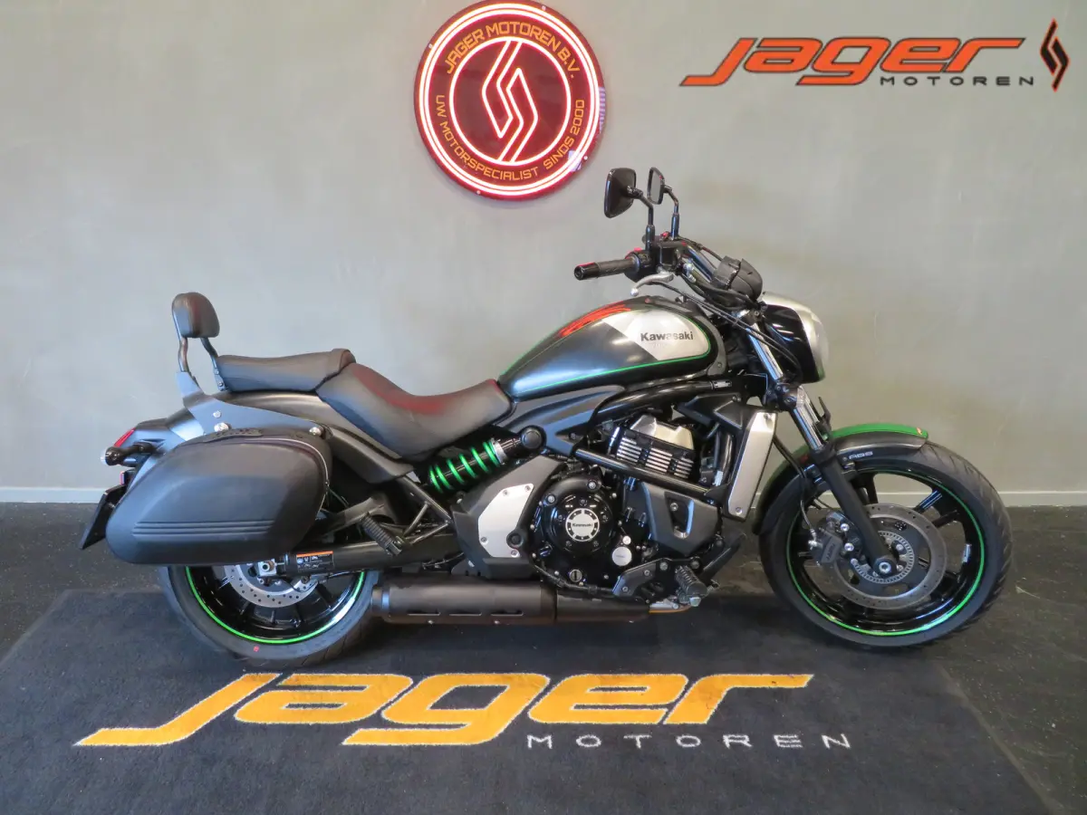 Kawasaki 650 2016 Benzine Onbekend leasen