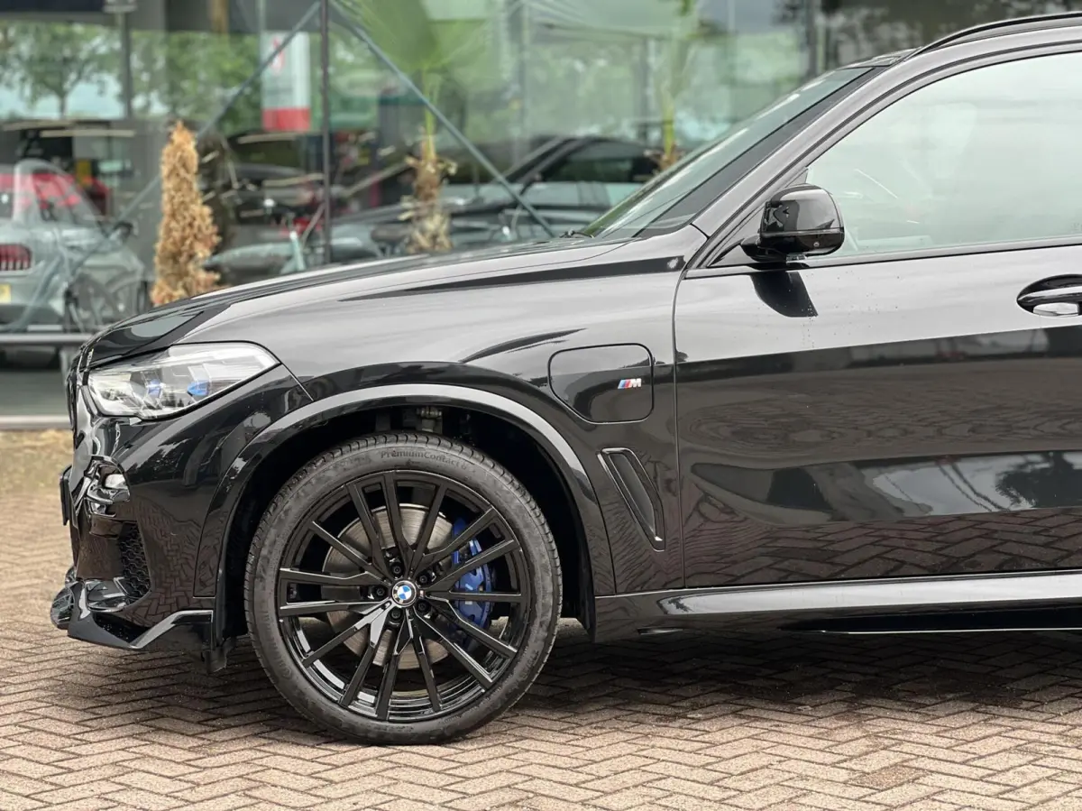 xDrive45e M-SPORT HUD AERO SFEER PANO H&K LASER 360