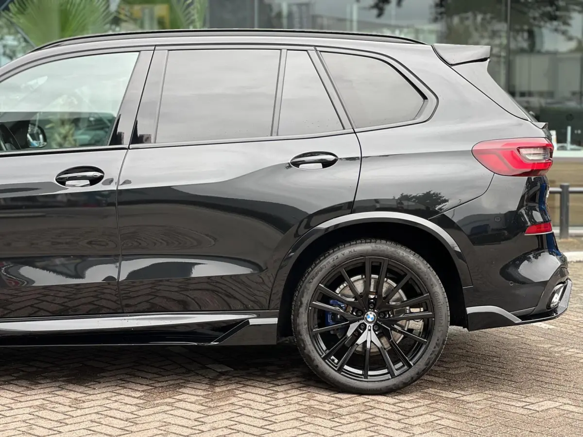 xDrive45e M-SPORT HUD AERO SFEER PANO H&K LASER 360