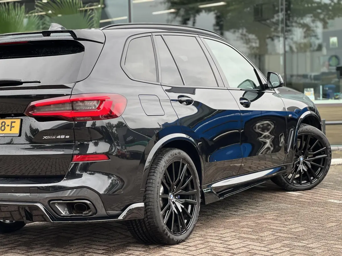 xDrive45e M-SPORT HUD AERO SFEER PANO H&K LASER 360