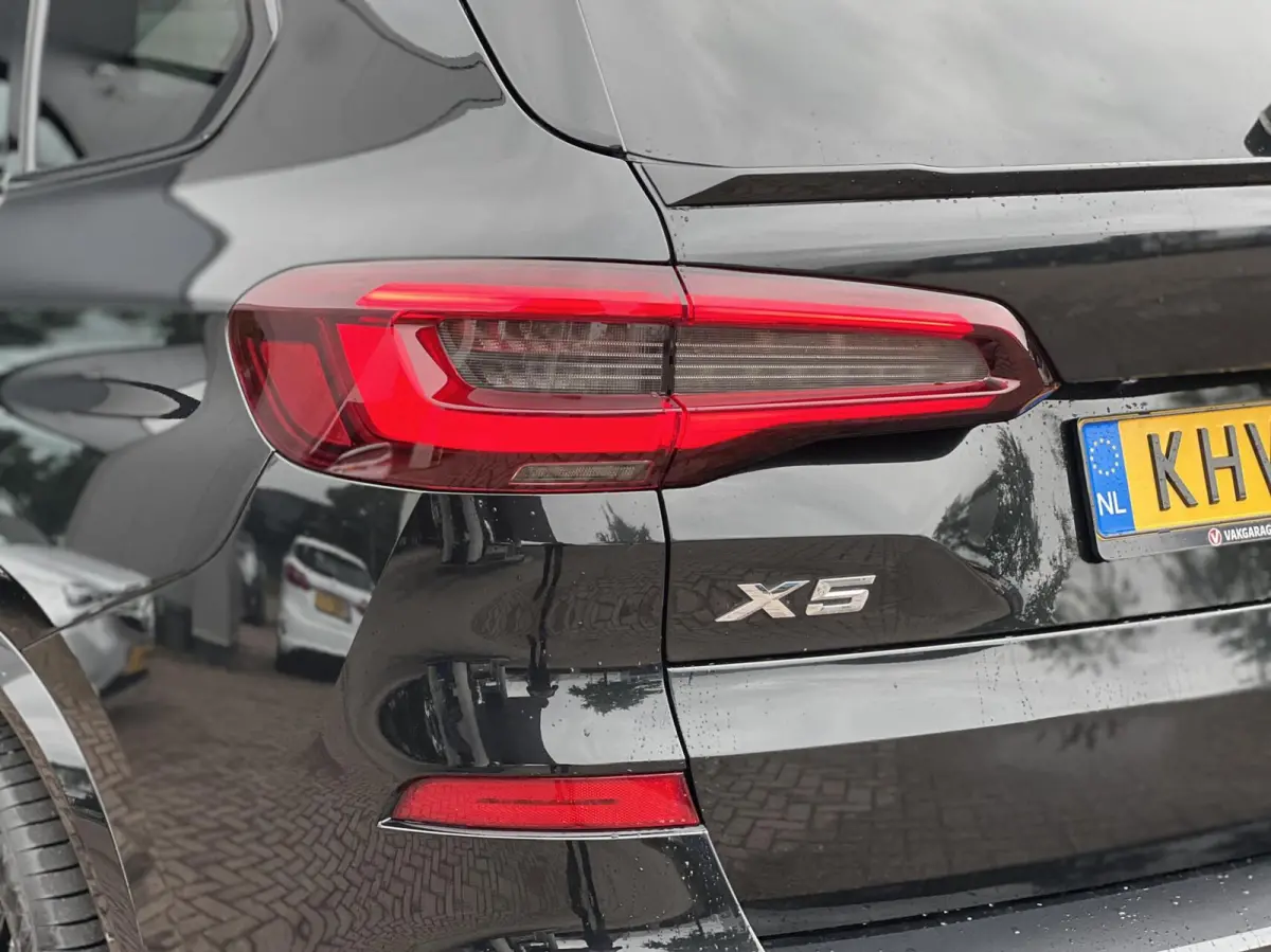 xDrive45e M-SPORT HUD AERO SFEER PANO H&K LASER 360