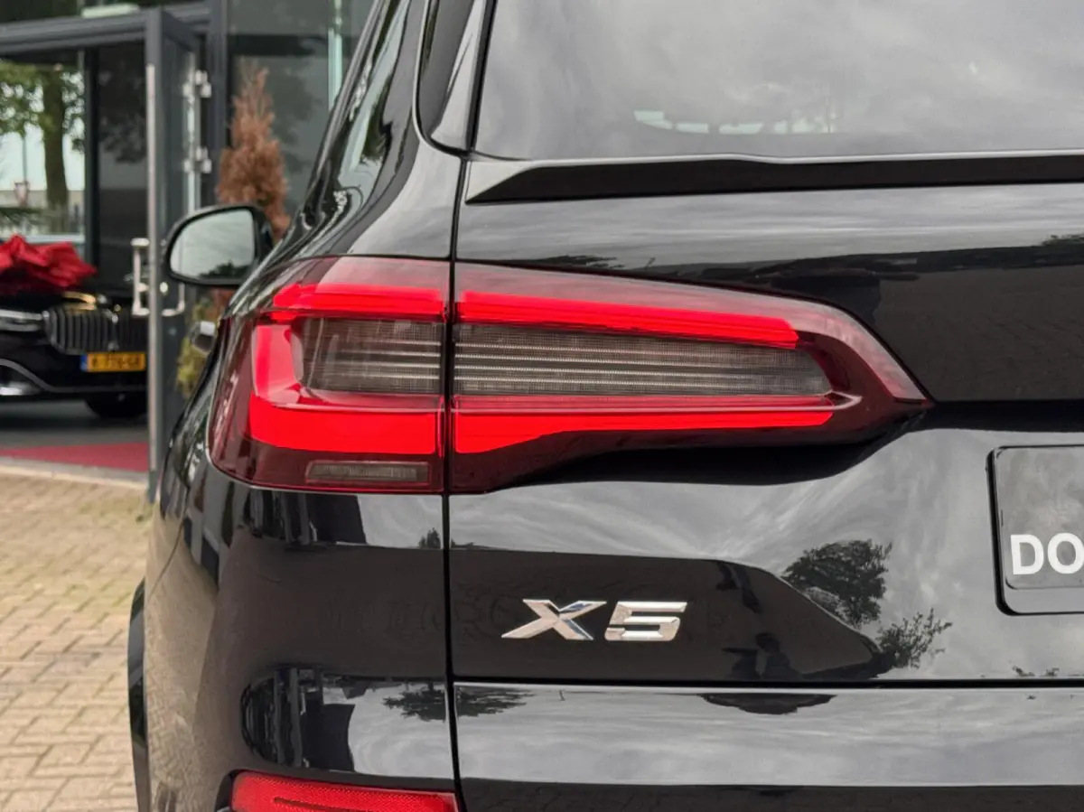 xDrive45e M-SPORT HUD AERO SFEER PANO H&K LASER 360