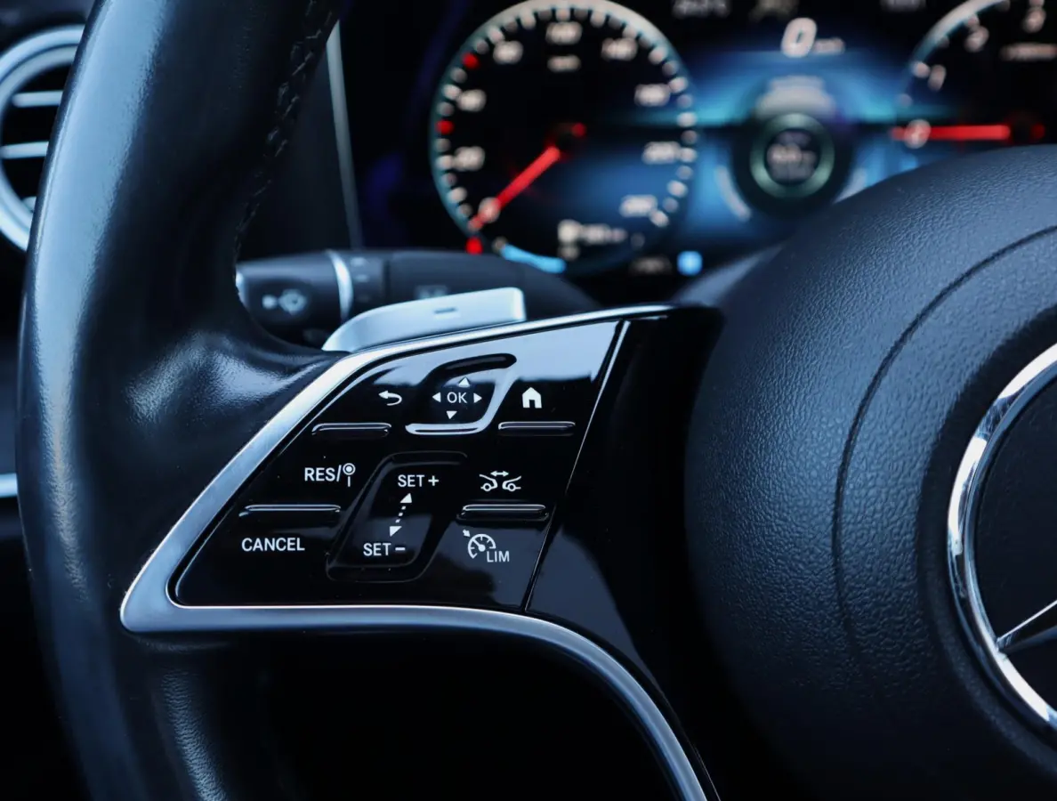 300 de AMG Line | Panoramadak | Leer | Burmester | 360 | Apple Carplay/Android Auto