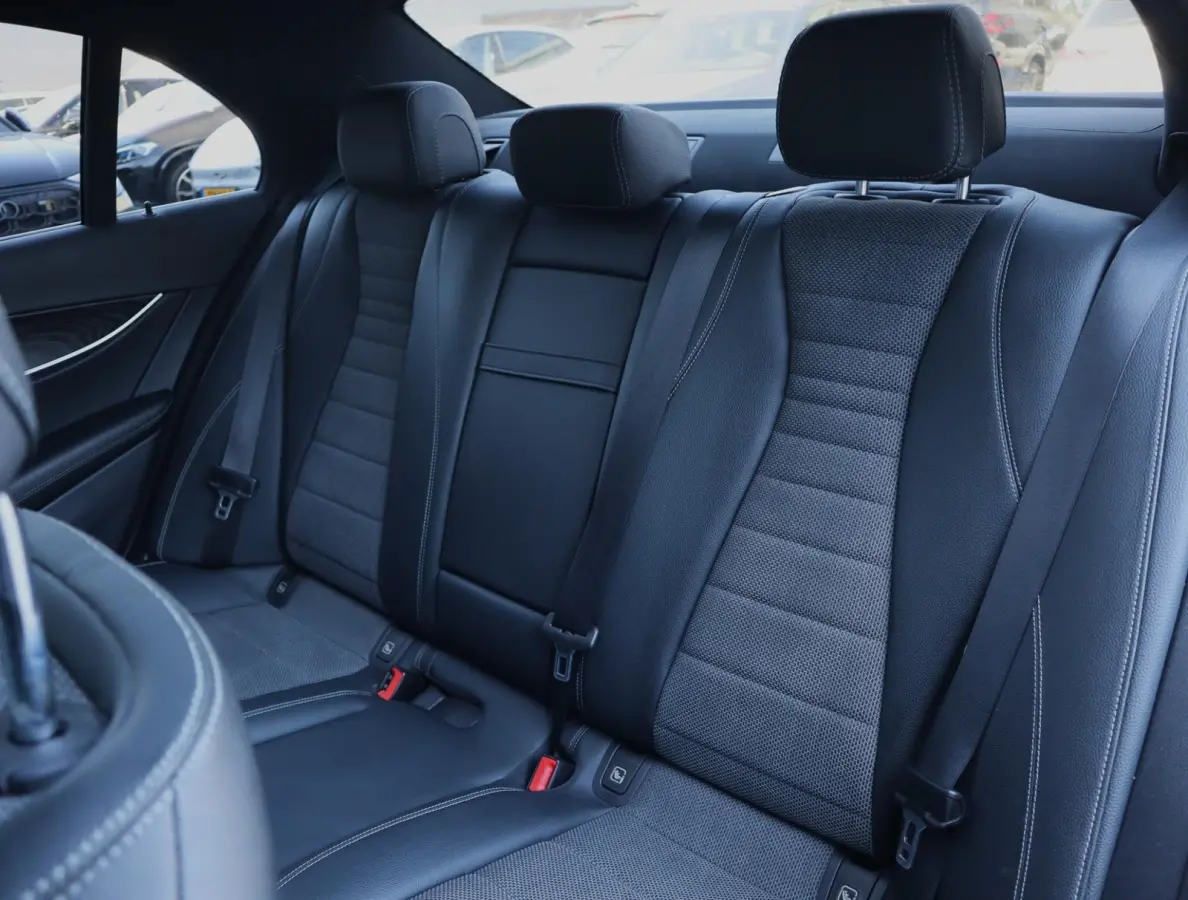 300 de AMG Line | Panoramadak | Leer | Burmester | 360 | Apple Carplay/Android Auto