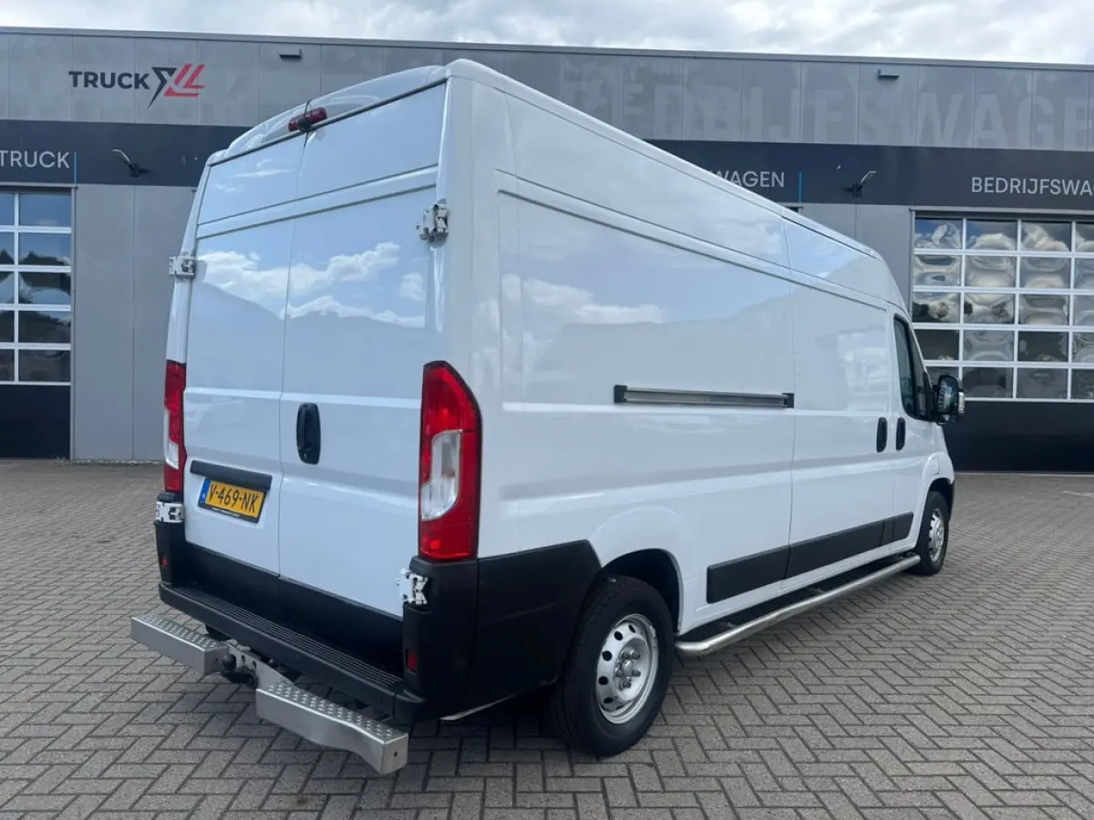 Koelbus 35 2.3MJ L3H2 130PK > Koelbus/Geïsoleerd/koel/koelinstallatie/Koeltransport/Koelwagen