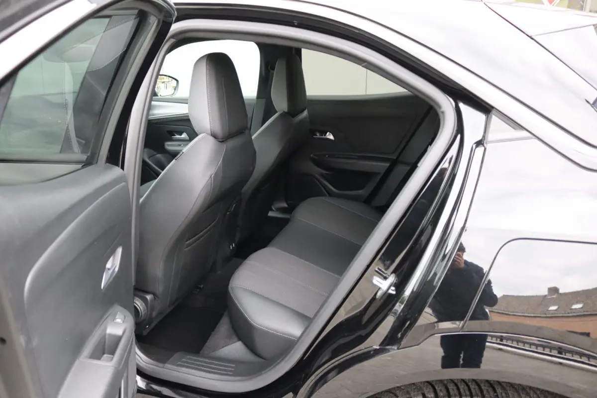 1.2 Turbo 130PK Automaat GS Facelift/Gr.-navigatie/Matrix-LED/Stoel-stuurverwarming/Adapt.-cruise