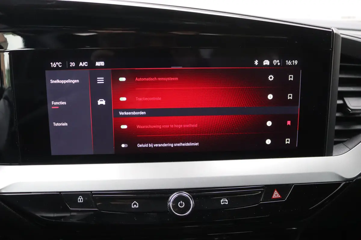 1.2 Turbo 130PK Automaat GS Facelift/Gr.-navigatie/Matrix-LED/Stoel-stuurverwarming/Adapt.-cruise