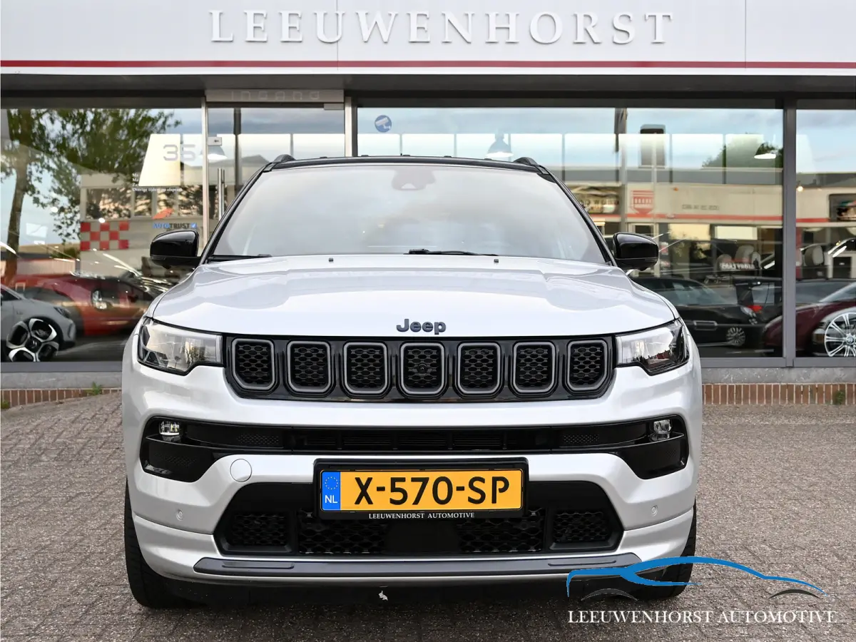 4xe 240 Plug-in Hybrid S, AUTOMAAT, unieke optielijst, facelift model,