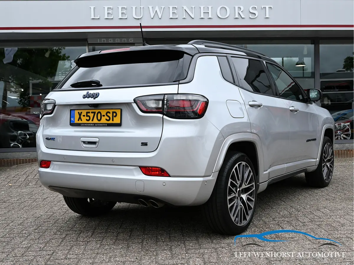 4xe 240 Plug-in Hybrid S, AUTOMAAT, unieke optielijst, facelift model,