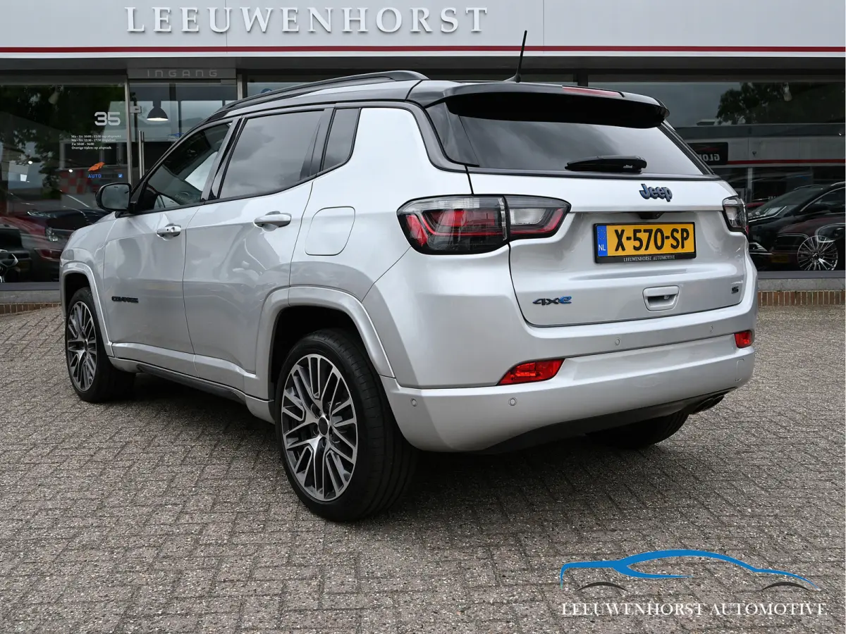 4xe 240 Plug-in Hybrid S, AUTOMAAT, unieke optielijst, facelift model,