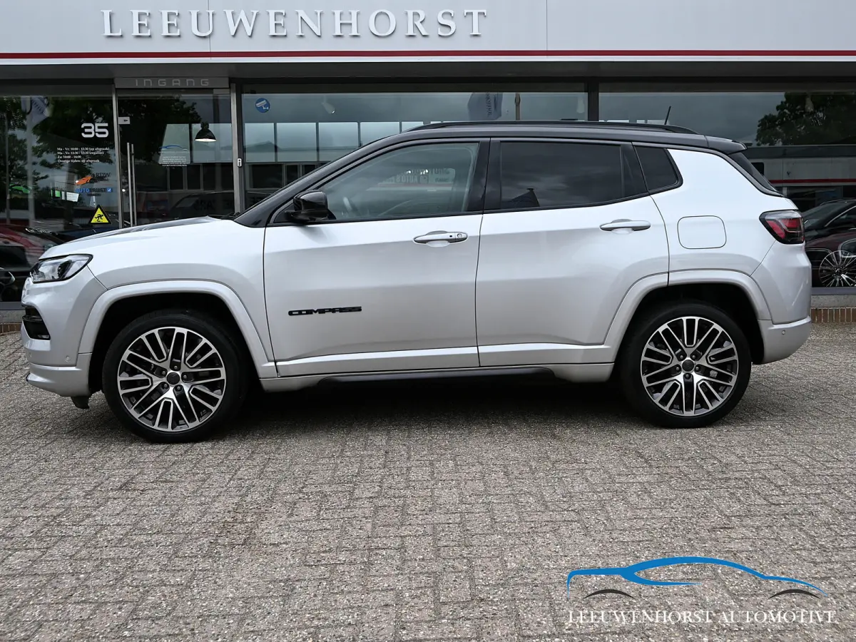4xe 240 Plug-in Hybrid S, AUTOMAAT, unieke optielijst, facelift model,