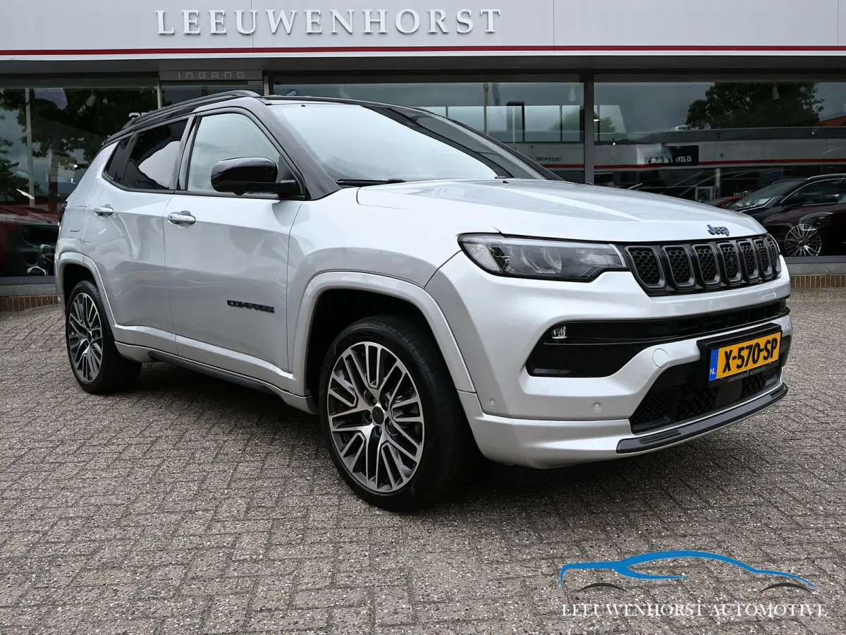 4xe 240 Plug-in Hybrid S, AUTOMAAT, unieke optielijst, facelift model,