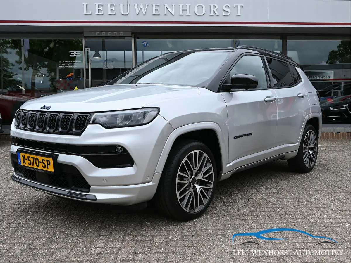 4xe 240 Plug-in Hybrid S, AUTOMAAT, unieke optielijst, facelift model,
