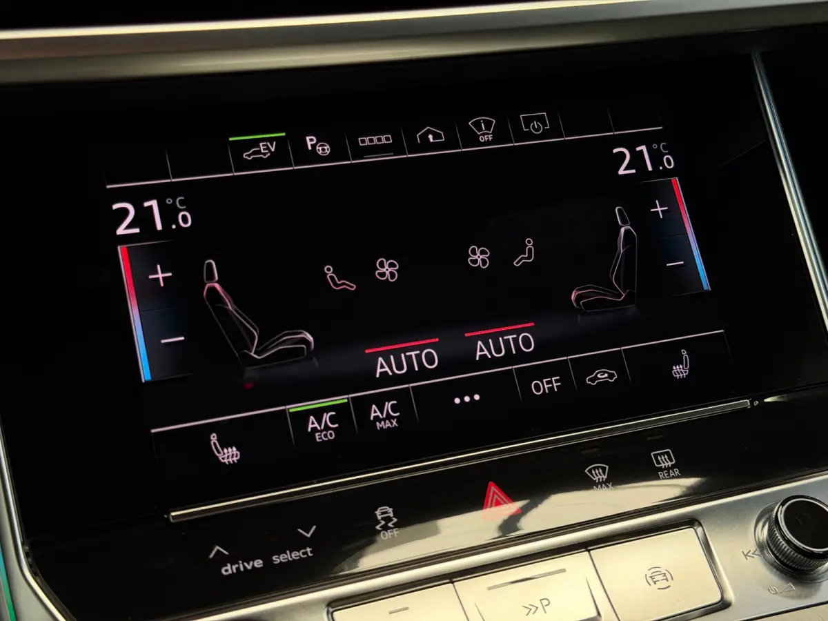 50 TFSI E Quattro 3x S-Line Competition