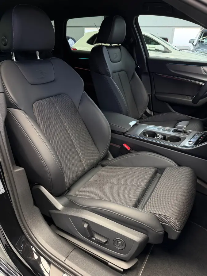 50 TFSI E Quattro 3x S-Line Competition