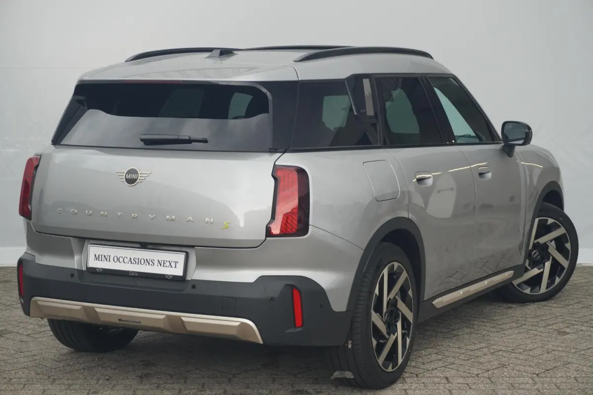 SE ALL4 Favoured Uitvoering | Pakket L | Harman Kardon | Driving Assistant Plus | Stoel & Stuurverwarming | Panoramadak