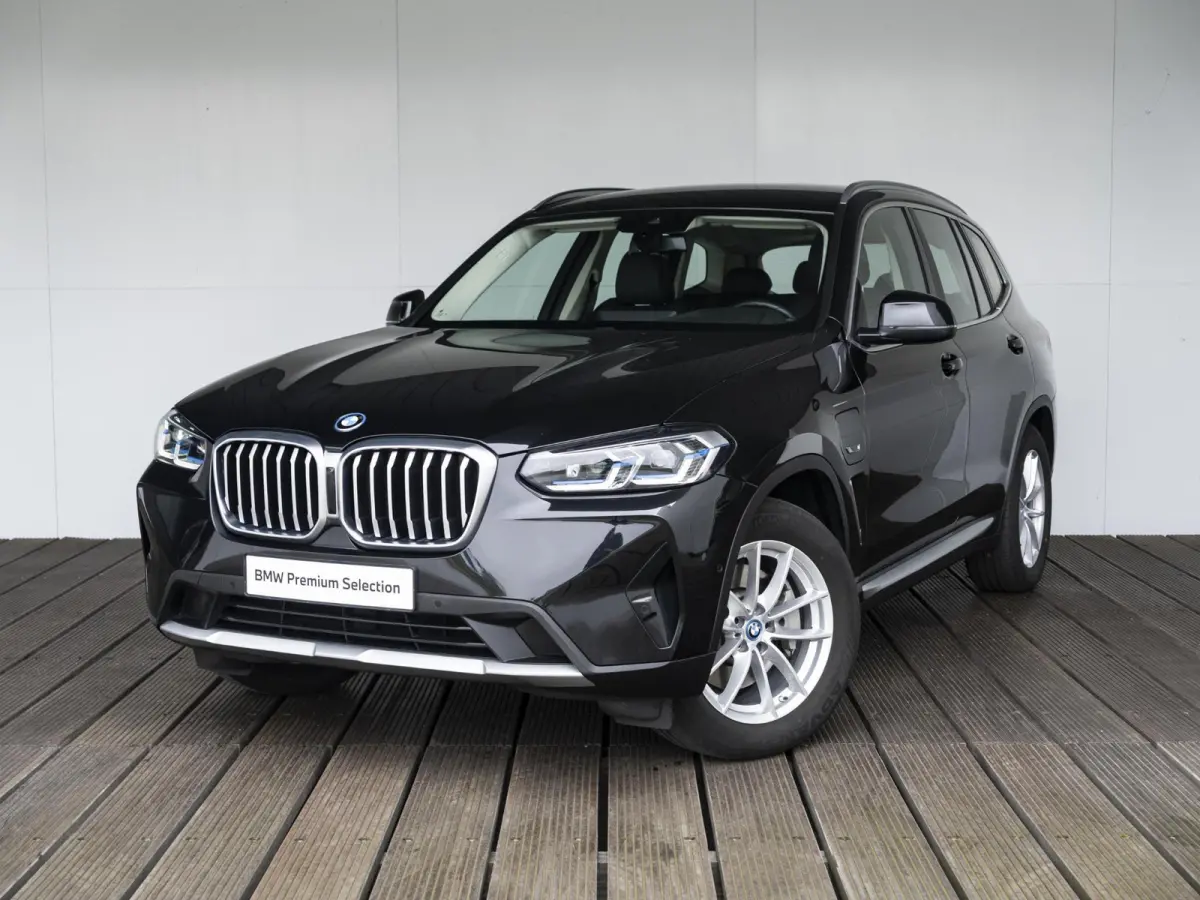 xDrive30e SoH 88% | High Executive | Achteruitrijcamera | Sportstoelen | Stoelverwarming | Laserlight | 18''
